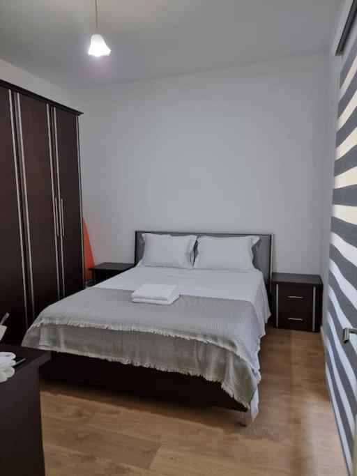 Zyli Apts, By Bunker Art 2 Museum, Tirana Zewnętrze zdjęcie